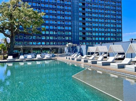 hotel legends biloxi  Hampton Inn Biloxi / Ocean Springs - Traveler rating: 4/5